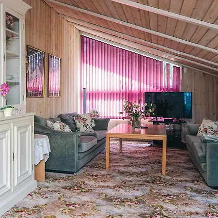 度假居 8 Person In Glesborg Fjellerup