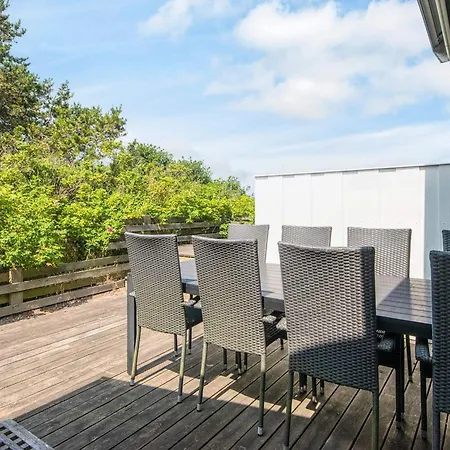 8 Person In Glesborg Vakantiehuis Fjellerup