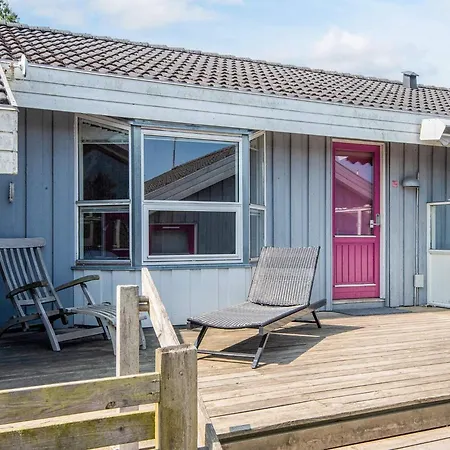 بيت للعطل 8 Person In Glesborg Fjellerup