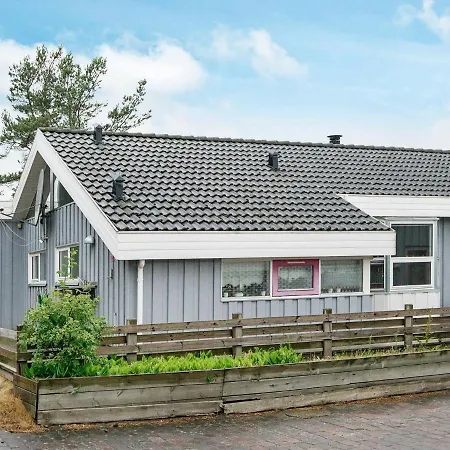 8 Person In Glesborg *